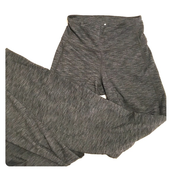 XS Athleta grey flare yoga pants