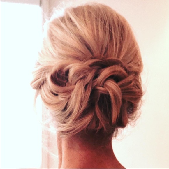 Meet your Posher, Claudia - Picture 1 of 1