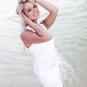 Meet your Posher, Avery