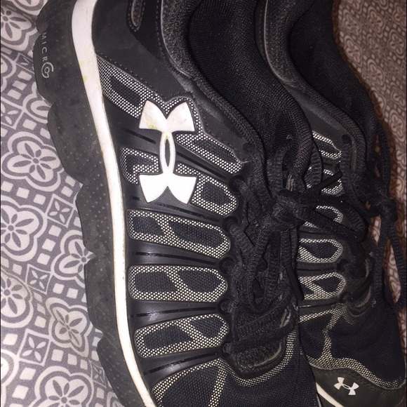 Women's Under Armor Tennis Shoes