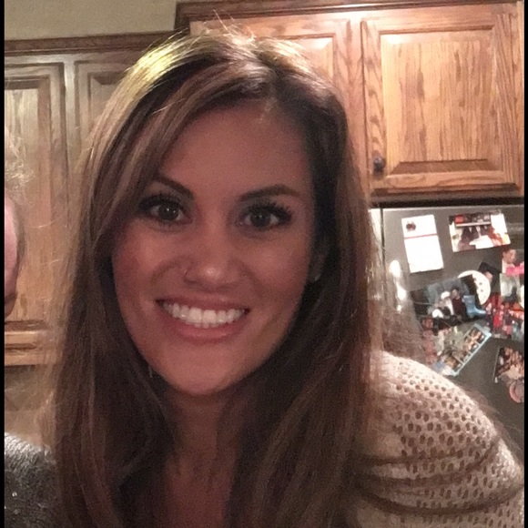Meet your Posher, Breanna