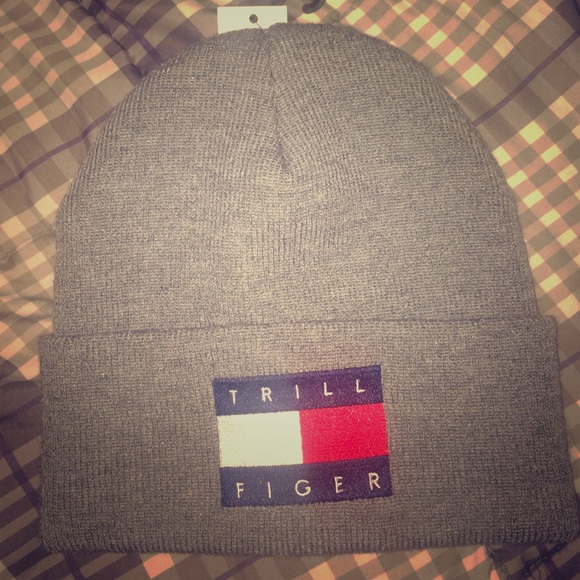 Trill Figer Knit Cap