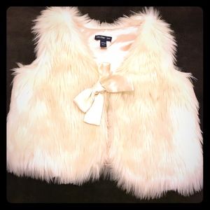 Gap Kids Faux fur vest