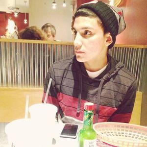 Meet your Posher, Victor