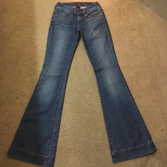 Seven 7 jeans size 27