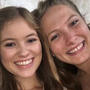 Meet your Posher, Libby