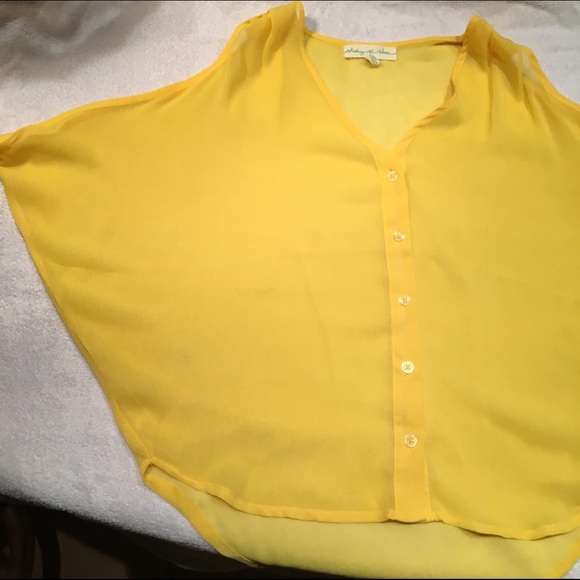 Yellow flowy tank