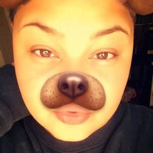 Meet your Posher, Carolina