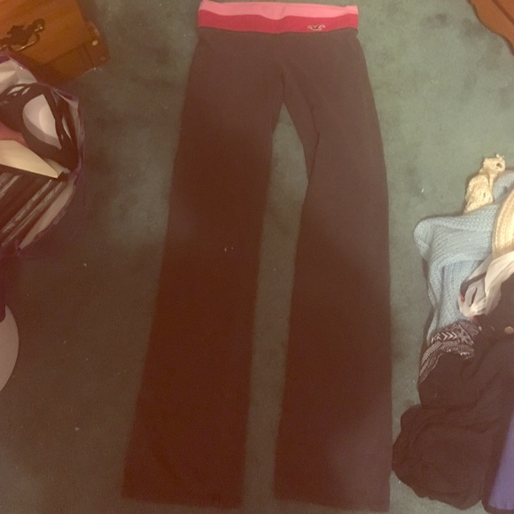 Hollister yoga pants