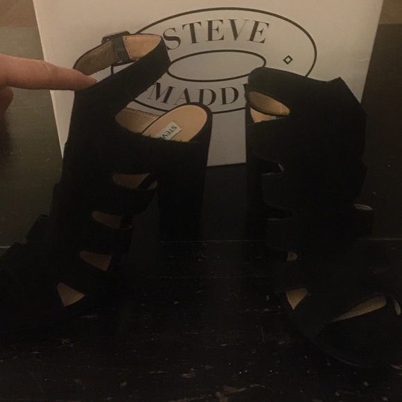 New Steve Madden Black High Heel Sandals - Picture 2 of 4