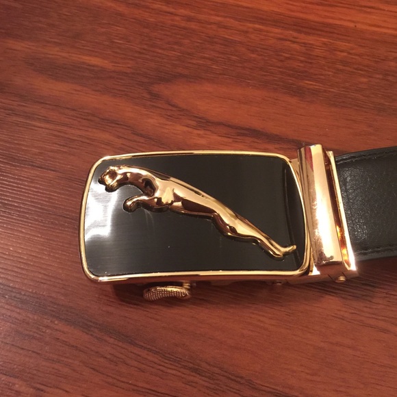 Jaguar leather belt