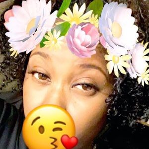 Meet your Posher, Shanae