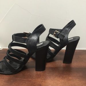 Steve Madden Laserr Black Sandal