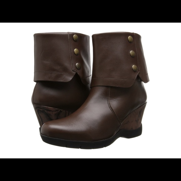 Sanita Shoes - NIB Sanita Bootie