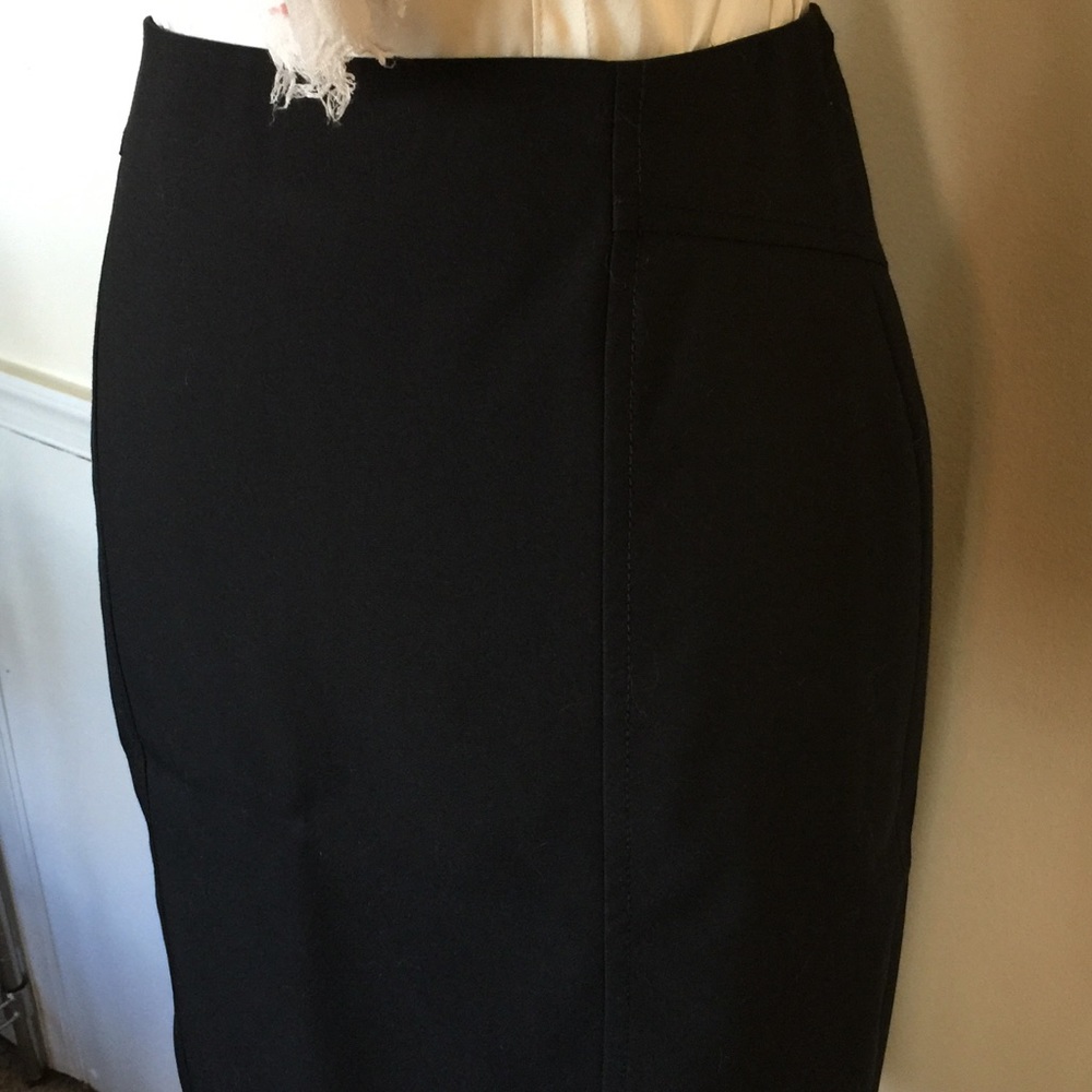 NewWithTags Ann Taylor Black Pencil Skirt - Size 6