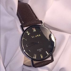 Luxury Fashion Leather Mens Analog Watch