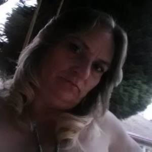 Meet your Posher, Connie