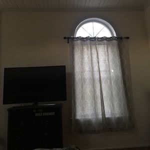 Meet your Posher, Ciara