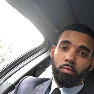 Meet your Posher, Devin