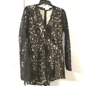🌟🌟Black & Tan Lace Romper
