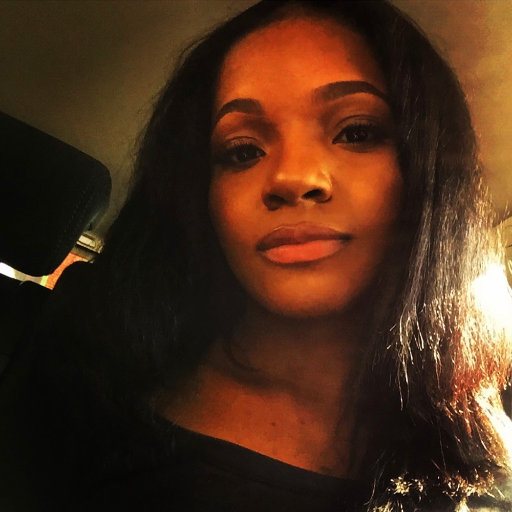 Meet your Posher, Shantia