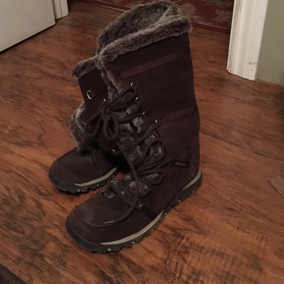Brown winter boots