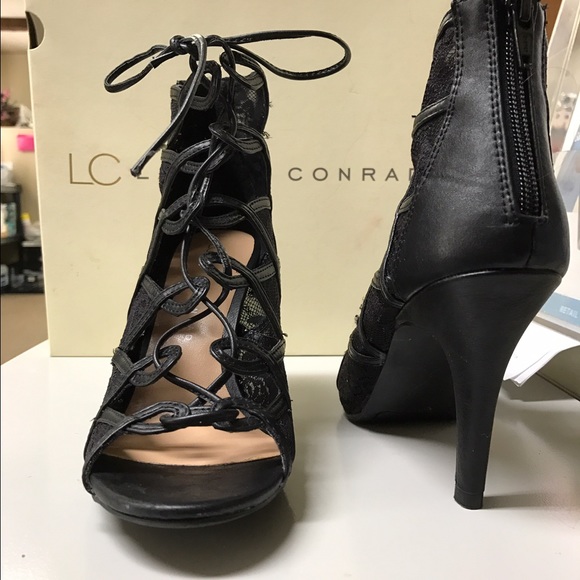 Black, peep toe Lauren Conrad - Picture 3 of 3