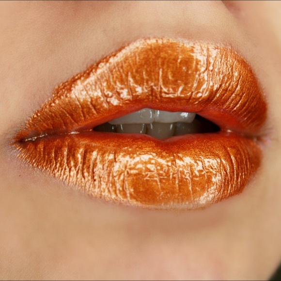 Lip gloss