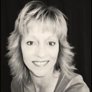 Meet your Posher, Anita