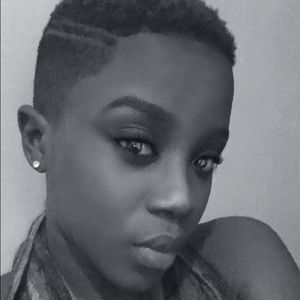 Meet your Posher, Joy