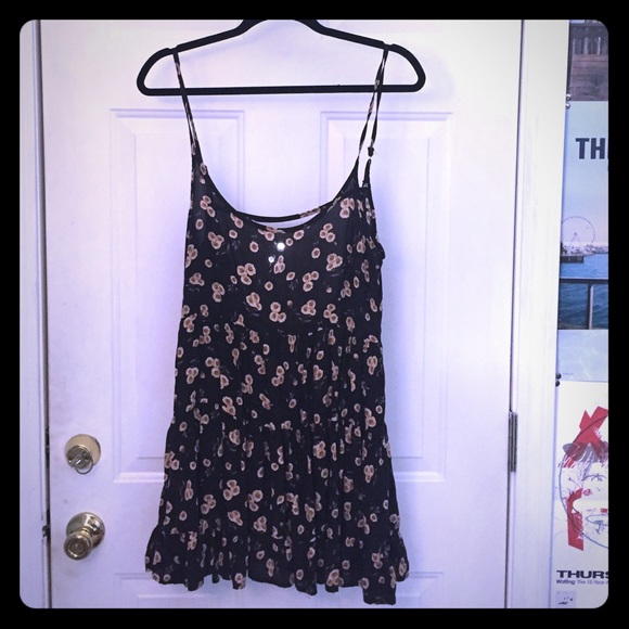 Brandy Melville Daisy Jada Dress