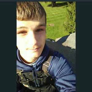 Meet your Posher, Christopher