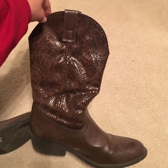 Rampage Shoes - Women's cowboy boots (calf high)