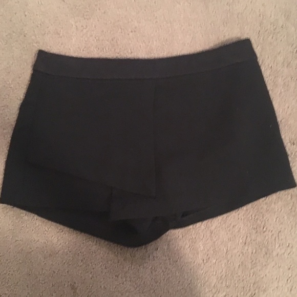 Urban Outfitters Skort