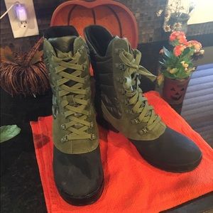 North Face boots
