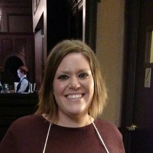 Meet your Posher, Caitlin