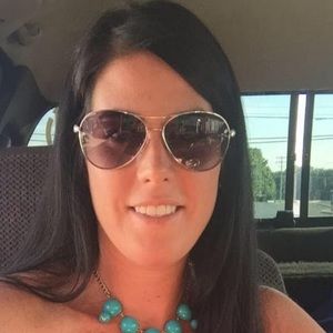 Meet your Posher, Jerra