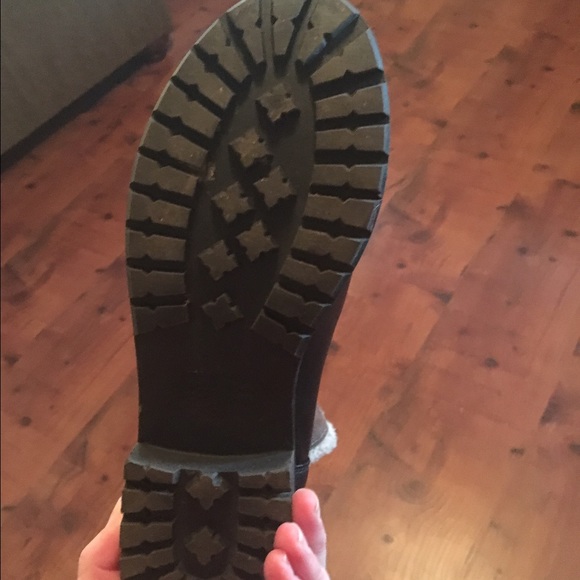 American Eagle Boots - Picture 4 of 4