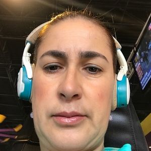 Meet your Posher, Luz