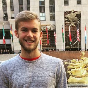 Meet your Posher, Tom