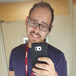 Meet your Posher, Aaron