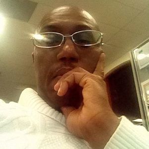 Meet your Posher, Jeffery