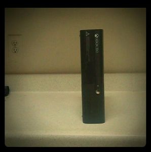 Xbox 360 e slim