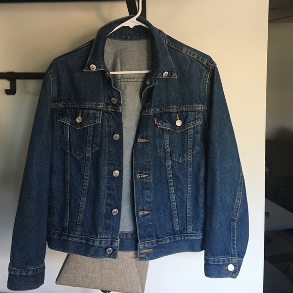 Vintage Levi's Jacket sz small with Chanel buttons