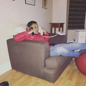 Meet your Posher, Isaac