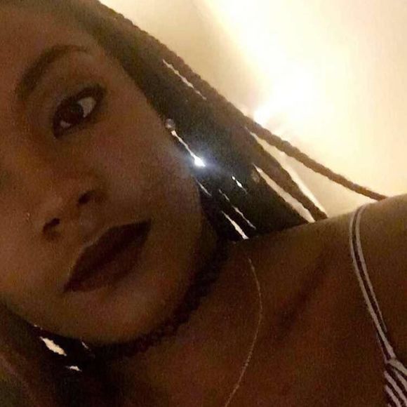 Meet your Posher, Lavona