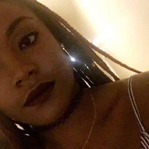 Meet your Posher, Lavona