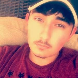 Meet your Posher, Casey