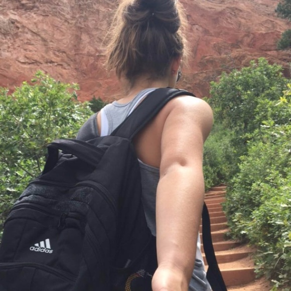 Meet your Posher, Emily - Picture 3 of 5