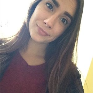 Meet your Posher, Brittney